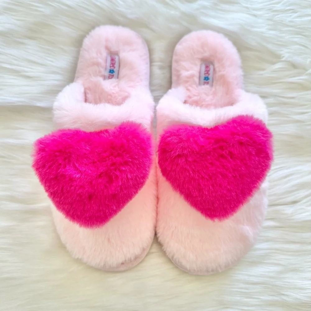 HEART FUR SLIPPERS